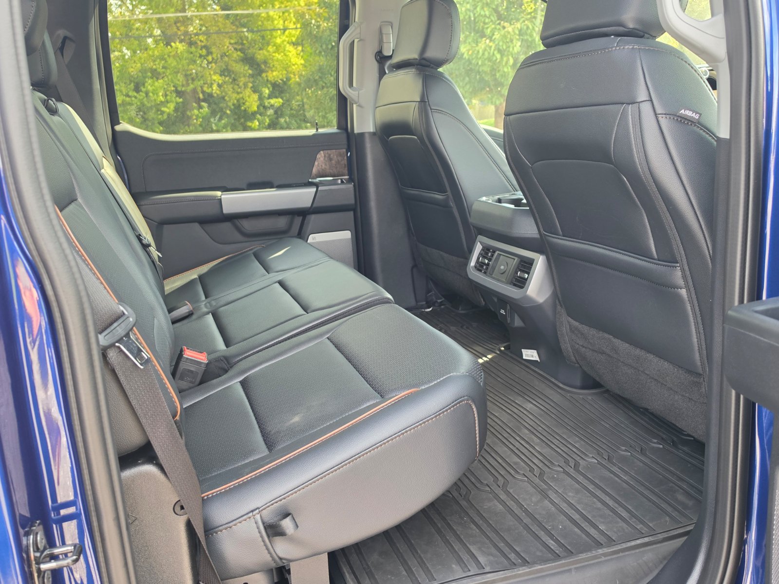 Used 2026 Ford F550 4x4 Crew Cab Super Duty image 31