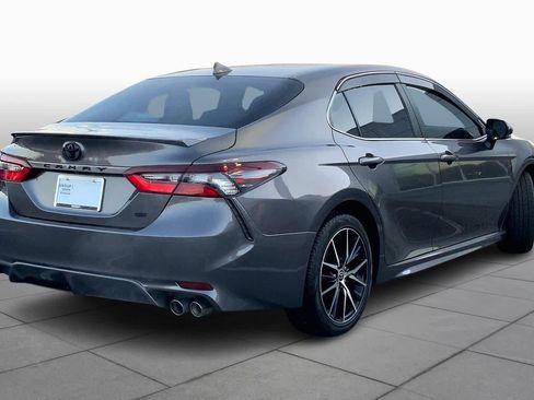 Used 2023 Toyota Camry SE w/ Convenience Package image 13