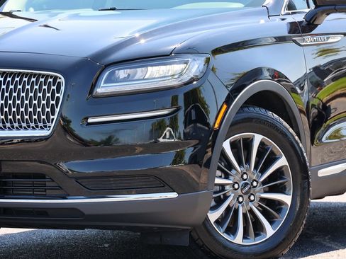 Certified 2023 Lincoln Nautilus AWD w/ Premium Package image 12