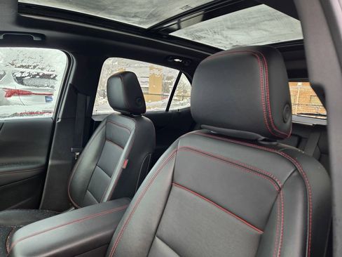 Used 2024 Chevrolet Equinox RS w/ RS Leather Package image 34