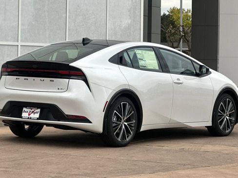 New 2026 Toyota Prius Limited image 4