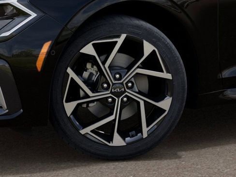 New 2025 Kia K5 EX image 10