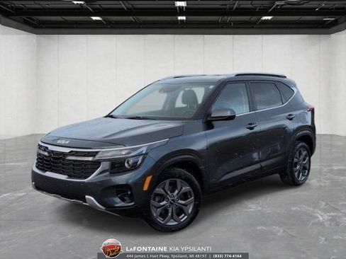 Used 2024 Kia Seltos S AWD/4WD image 1