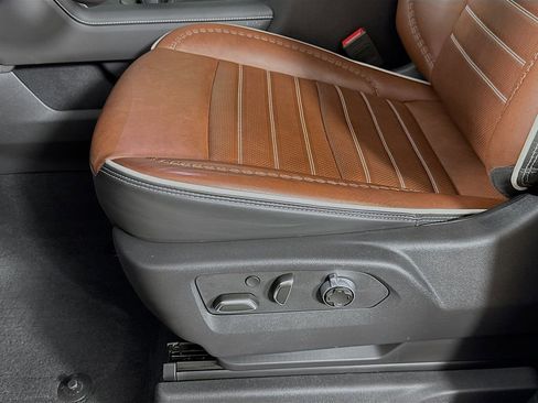 Used 2025 GMC Sierra 1500 Denali Ultimate image 22