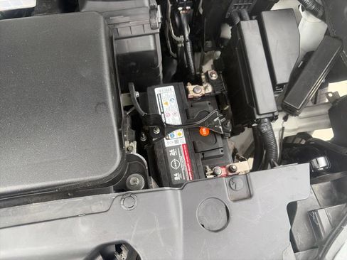 Used 2020 Nissan Pathfinder SV FWD image 35