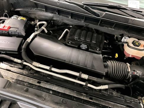 Used 2023 Chevrolet Silverado 1500 LT AWD/4WD image 35
