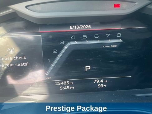 Used 2025 Audi SQ7 Prestige AWD/4WD image 5