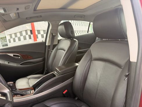 Used 2010 Buick LaCrosse CXS FWD image 12
