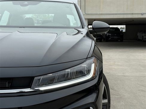 New 2026 Volkswagen Jetta SE image 5