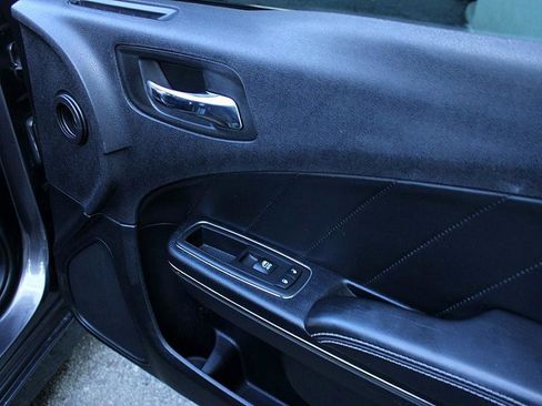 Used 2016 Dodge Charger SRT Hellcat w/ Harman/Kardon Audio Group image 23