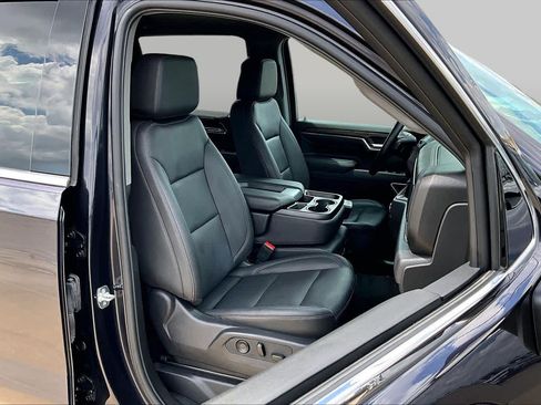 Used 2026 GMC Sierra 1500 SLT RWD image 9