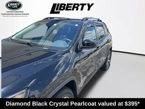 Used 2022 Jeep Cherokee Limited AWD/4WD image 2