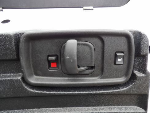 Used 2022 Chevrolet Express 2500 w/ Driver Convenience Package image 47