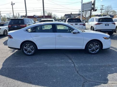New 2026 Honda Accord EX-L image 11