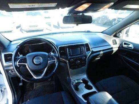 Used 2014 Jeep Grand Cherokee Laredo AWD/4WD image 15