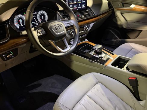 Used 2022 Audi Q5 2.0T Premium Plus image 4