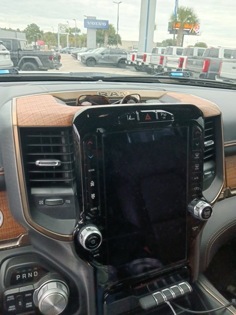 Used 2022 RAM 1500 Limited AWD/4WD image 13