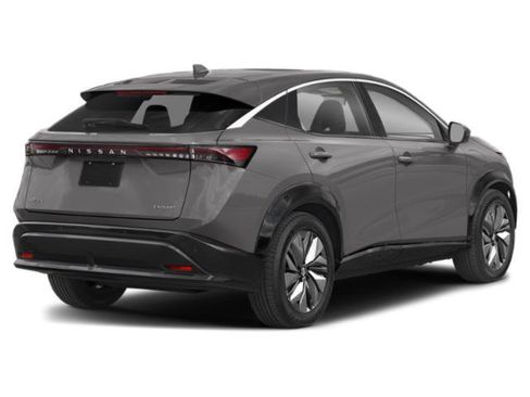 Used 2024 Nissan Ariya AWD image 2