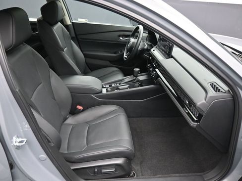 Certified 2025 Honda Accord EX-L image 24