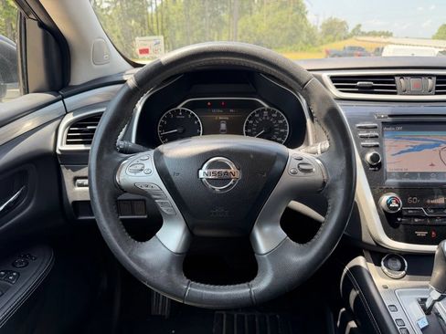 Used 2016 Nissan Murano SV w/ Premium Package FWD image 16