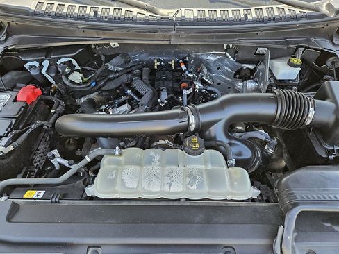Used 2024 Ford Expedition Max Limited AWD/4WD image 25