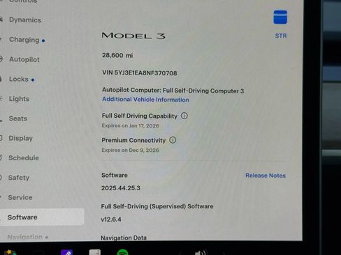Used 2022 Tesla Model 3 image 3