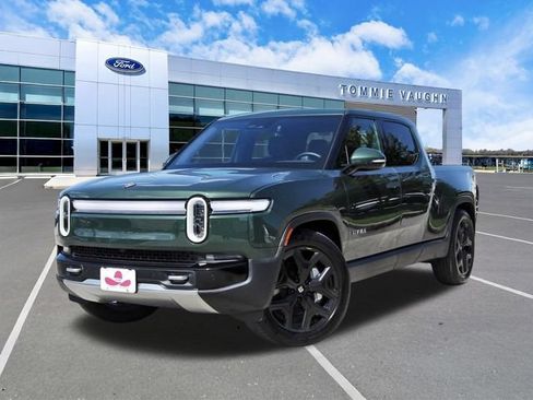 Used 2025 Rivian R1T Adventure AWD/4WD image 1