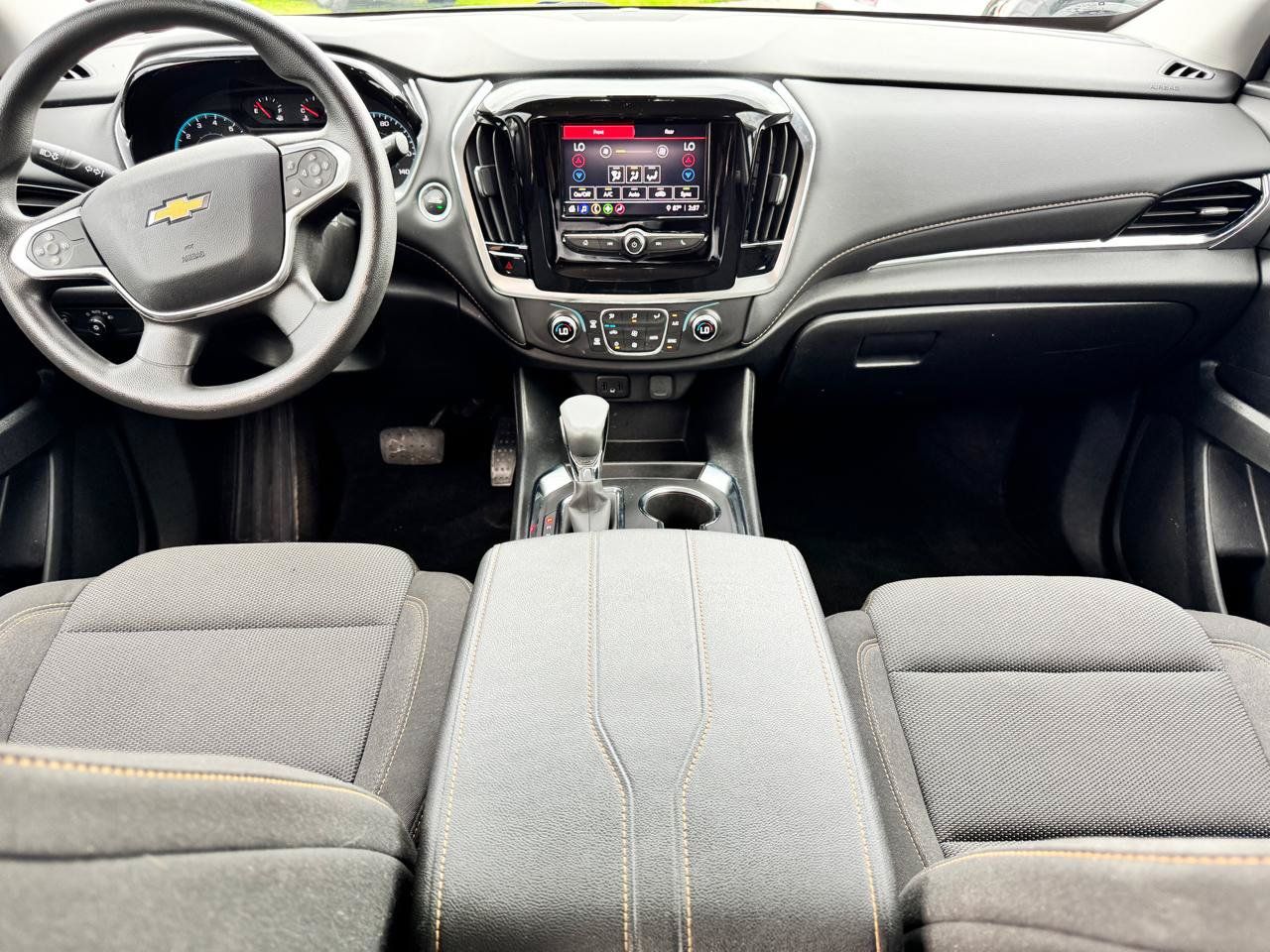 Used 2021 Chevrolet Traverse LS FWD image 15