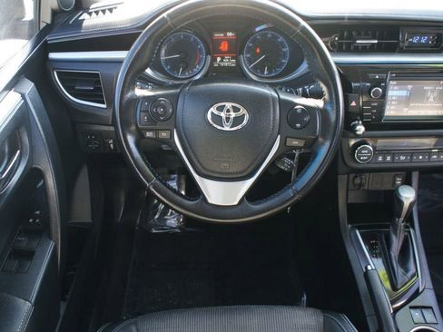 Used 2016 Toyota Corolla S image 5