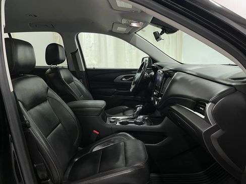 Used 2021 Chevrolet Traverse RS w/ LPO, 'HIT The Road' Package image 34