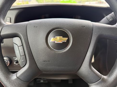 Used 2024 Chevrolet Express 2500 w/ Driver Convenience Package RWD image 26
