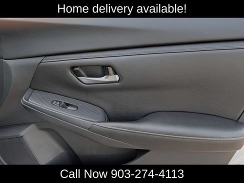 Used 2025 Nissan Sentra SV FWD image 34