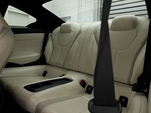 Used 2017 INFINITI Q60 Red Sport 400 image 31