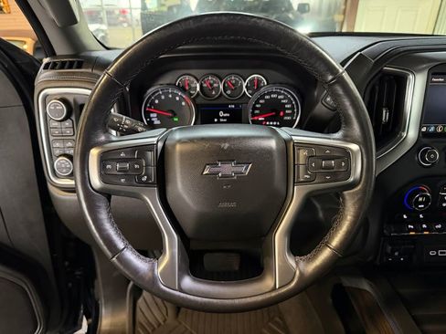 Used 2021 Chevrolet Silverado 1500 LT Trail Boss w/ Convenience Package II AWD/4WD image 20
