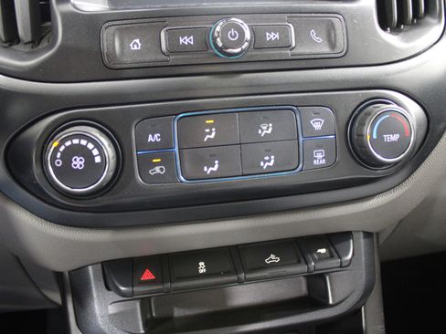 Used 2018 GMC Canyon 2WD Crew Cab w/ Convenience Package image 14