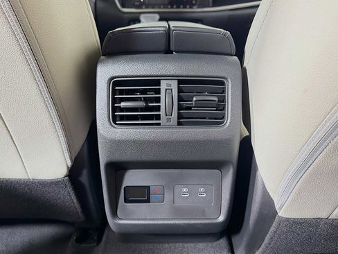Certified 2025 Nissan Rogue SL w/ Tech Package AWD/4WD image 23