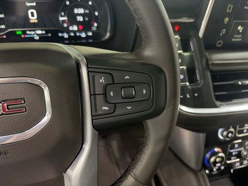 Certified 2024 GMC Yukon XL SLT image 19