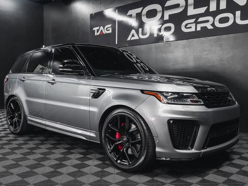 Used 2020 Land Rover Range Rover Sport SVR image 17