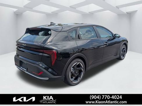 New 2026 Kia K4 GT-Line Turbo FWD image 3
