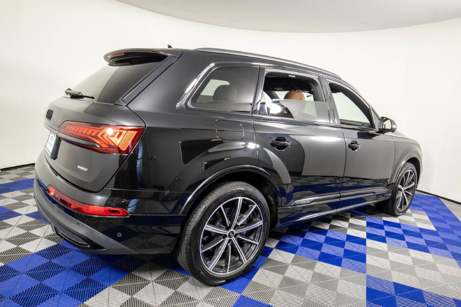 Used 2022 Audi Q7 3.0T Premium Plus AWD/4WD image 6