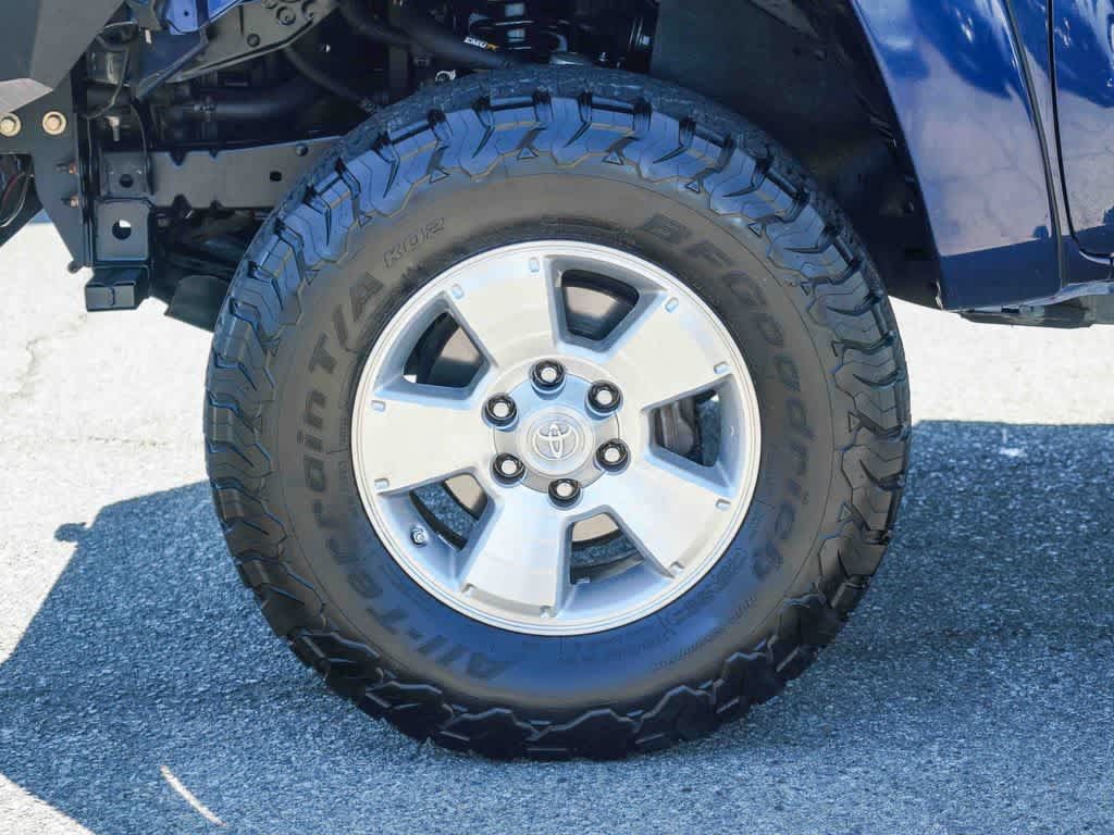 Used 2008 Toyota Tacoma PreRunner w/ SR5 Pkg #2 RWD image 9