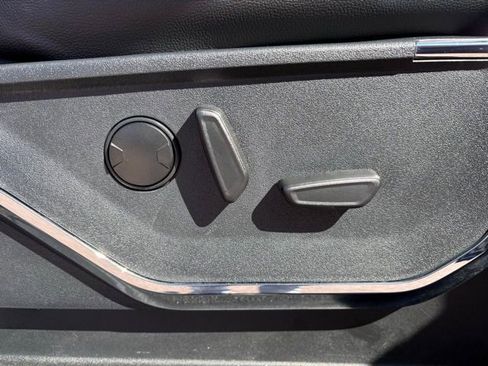 Used 2024 Ford F250 Lariat image 41