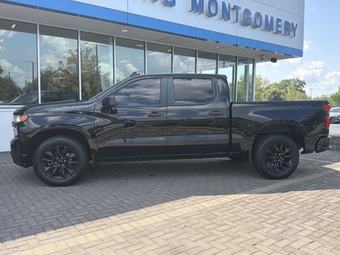 Used 2020 Chevrolet Silverado 1500 Custom w/ Custom Value Package RWD image 2
