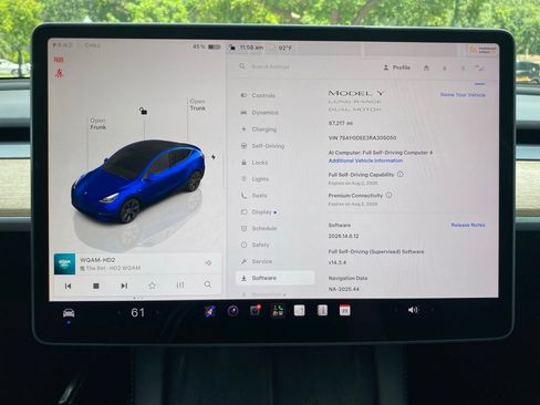 Used 2024 Tesla Model Y Long Range AWD/4WD image 2