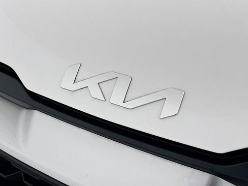 Used 2023 Kia Sportage LX image 26