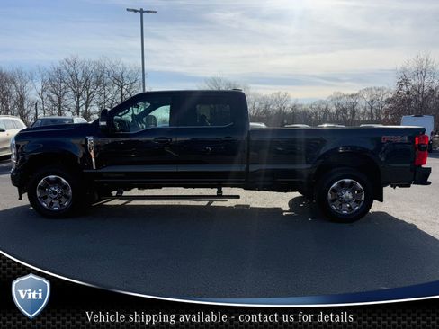 Used 2025 Ford F350 King Ranch w/ FX4 Off-Road Package image 5