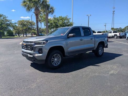 New 2026 Chevrolet Colorado LT w/ LT Convenience Package AWD/4WD image 7
