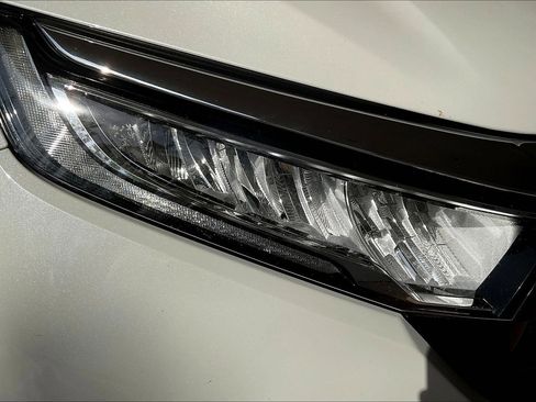 Used 2022 Honda Odyssey Elite image 31