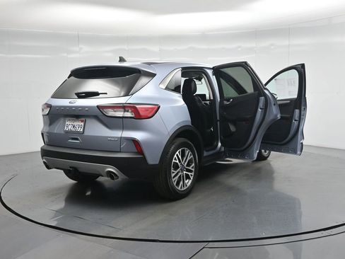 Certified 2022 Ford Escape SEL w/ Class II Trailer Tow Package image 6