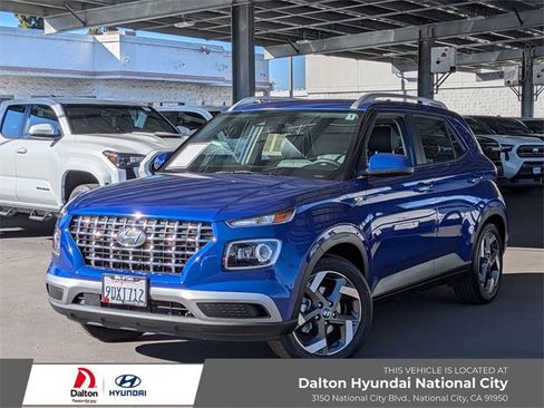 Used 2022 Hyundai Venue Limited image 1